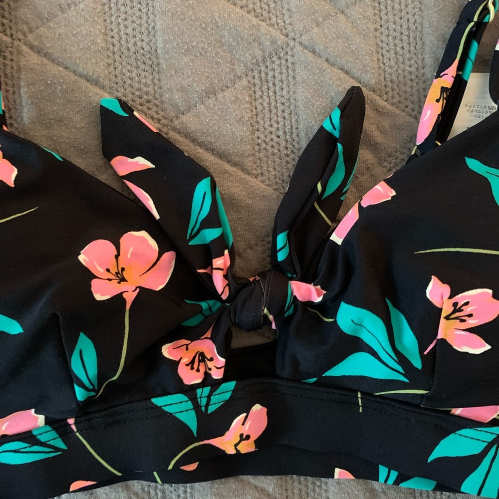 Billabong Bikini Top Swimwear - Picture 7 of 7